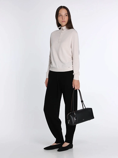 брюки трикотажные Umarmung UM253APT09