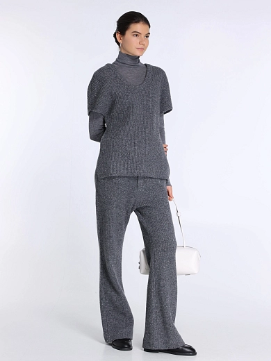 джемпер Umarmung UM253WVT65